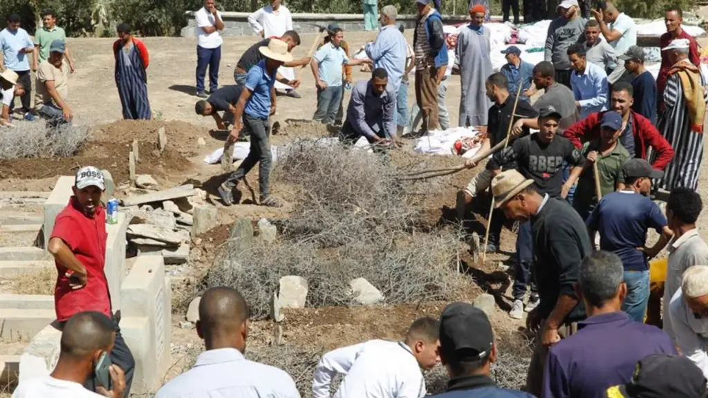 Fallecidos por sismo en Marruecos ascienden a 2.012