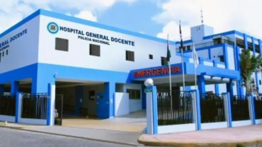 Médicos del hospital de la policía nacional denuncian tres meses sin cobrar