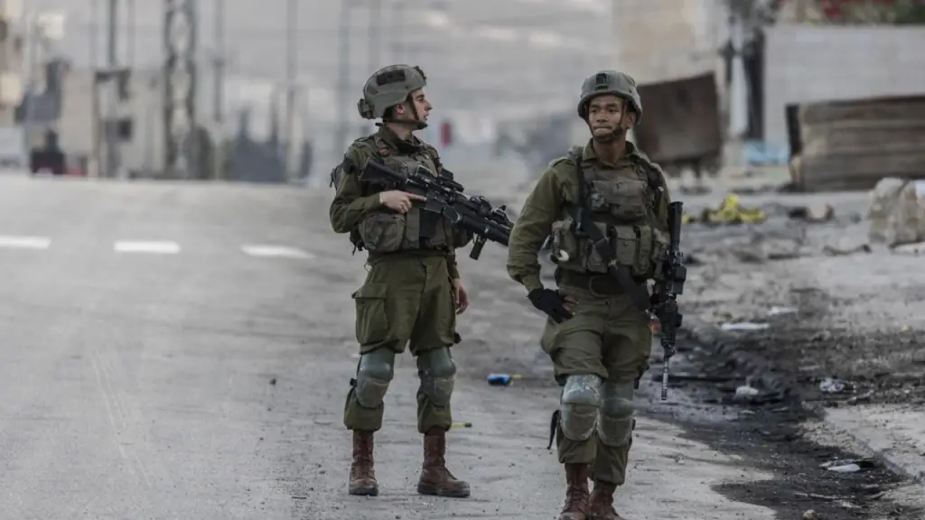 Tres palestinos mueren por disparos del Ejército israelí en Cisjordania
