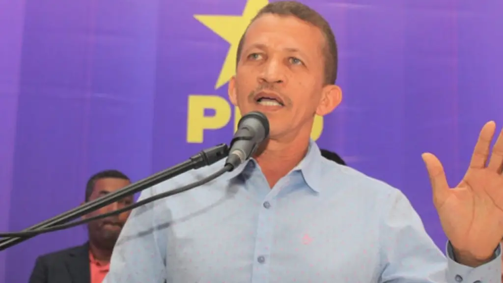 El Diputado Lupe Núñez Anuncia su Renuncia al PLD
