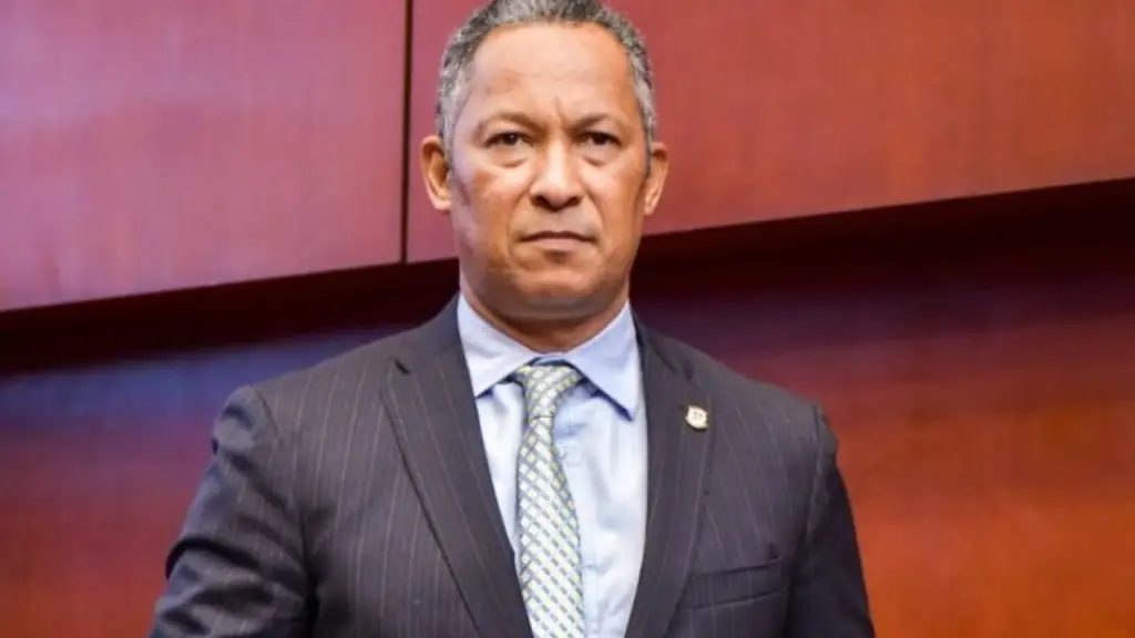 Senador Dionis Sánchez Acusa al Gobierno de Manipulación en la Situación con Haití