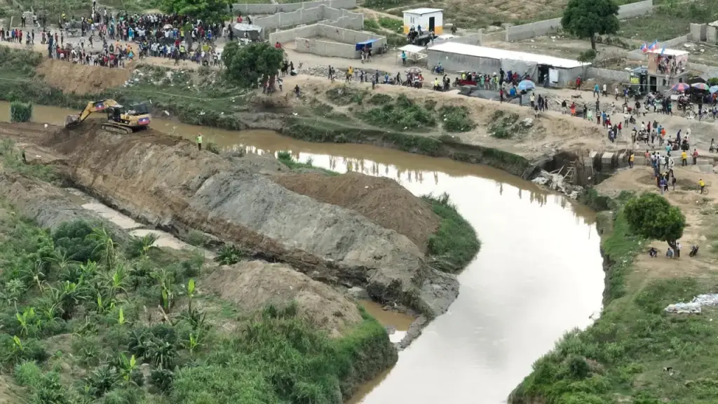 Haitianos realizan pruebas en canal del Río Masacre a pesar de controversia con República Dominicana