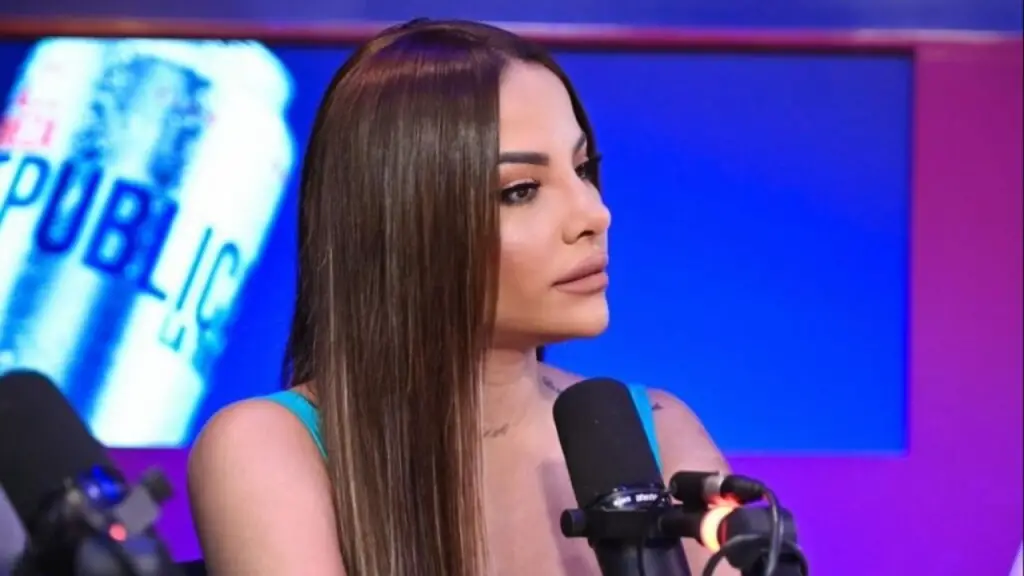 Verónica Batista es contratada por Alofoke tras su despido de Fogarate Radio