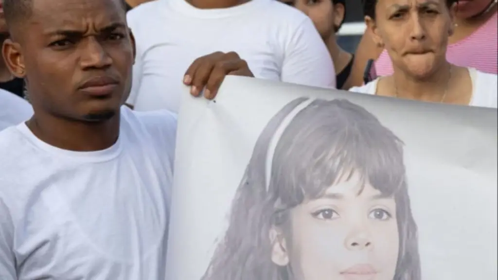 Comunidad conmemora cumpleaños de Kylie Rosa, víctima fatal de asalto